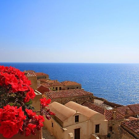 Iris Beach Hotel Monemvasía Екстериор снимка