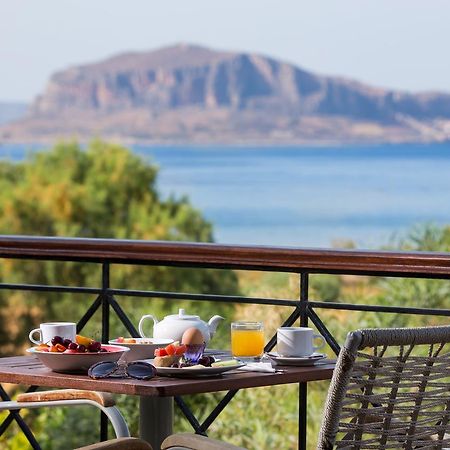 Iris Beach Hotel Monemvasía Екстериор снимка