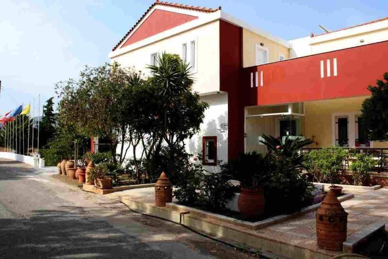 Iris Beach Hotel Monemvasía Екстериор снимка