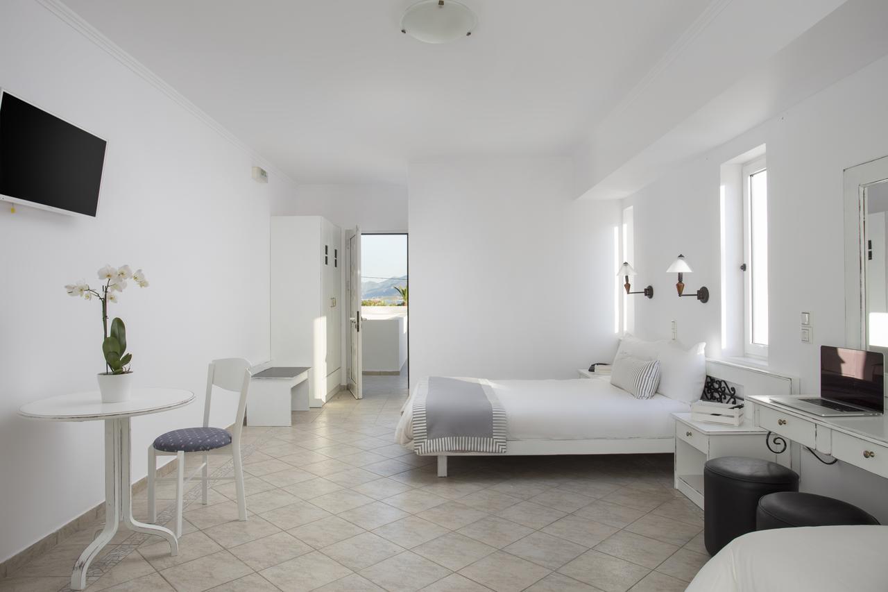 Iris Beach Hotel Monemvasía Екстериор снимка