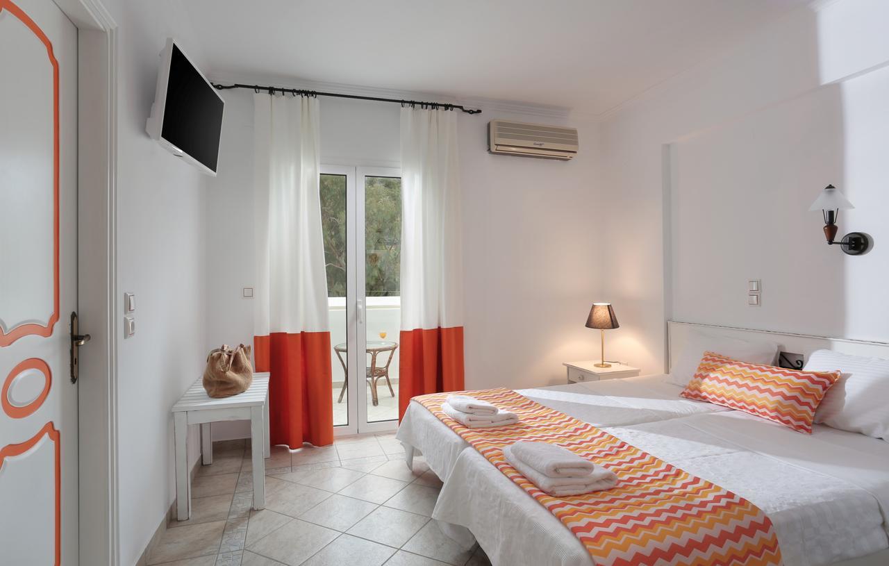 Iris Beach Hotel Monemvasía Екстериор снимка