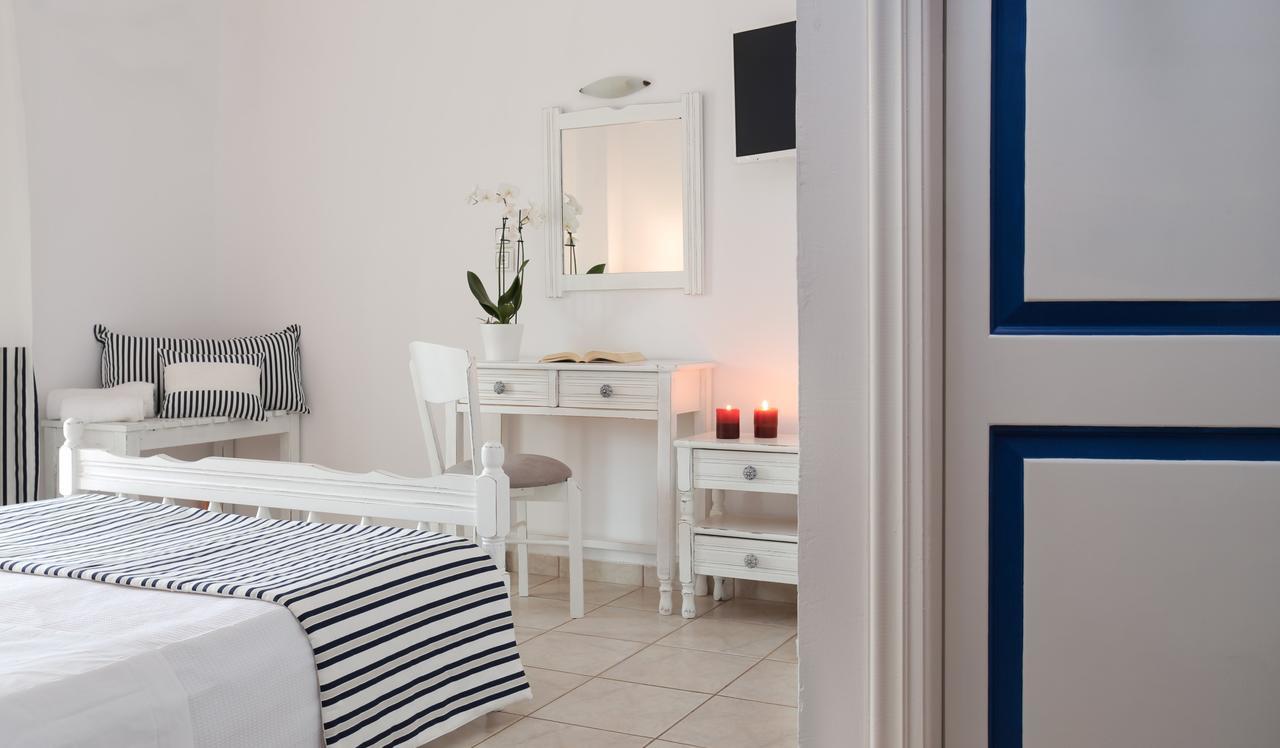 Iris Beach Hotel Monemvasía Екстериор снимка