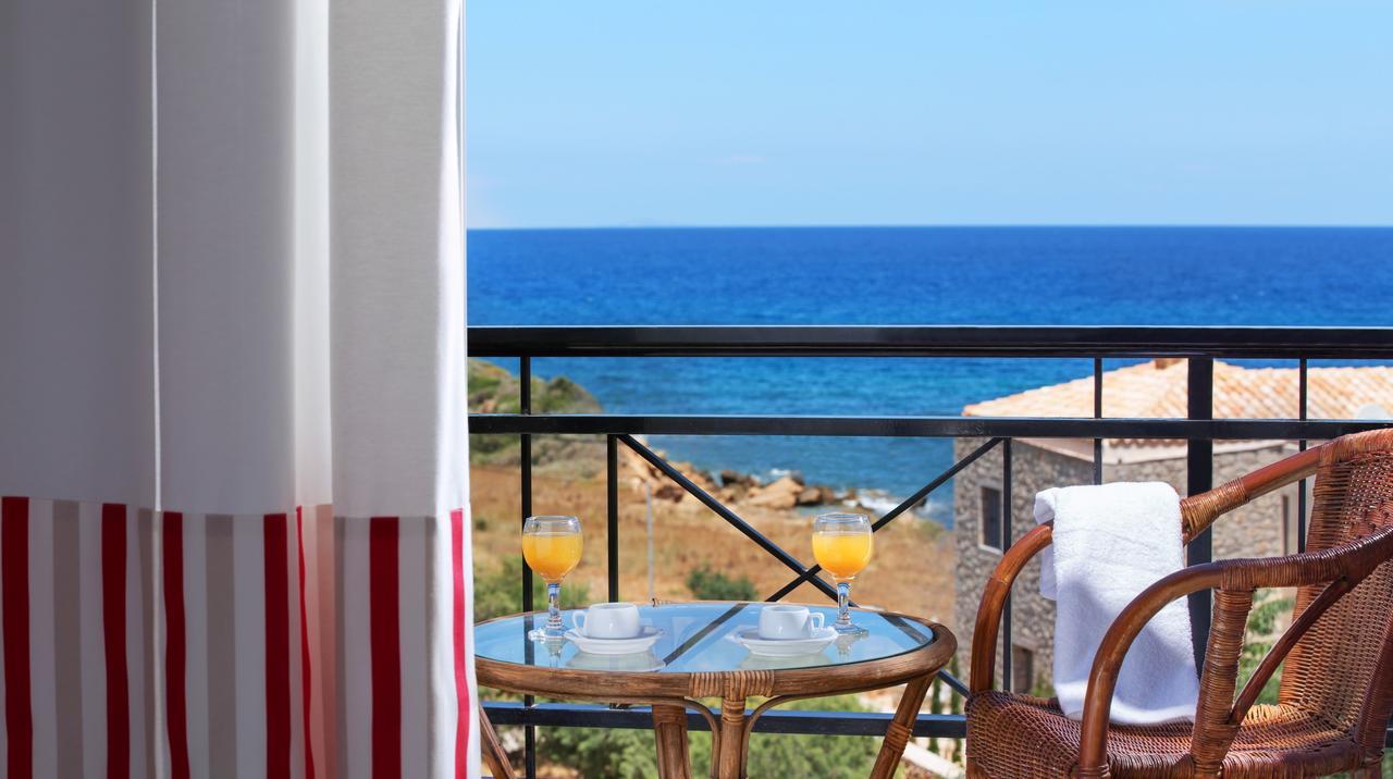 Iris Beach Hotel Monemvasía Екстериор снимка