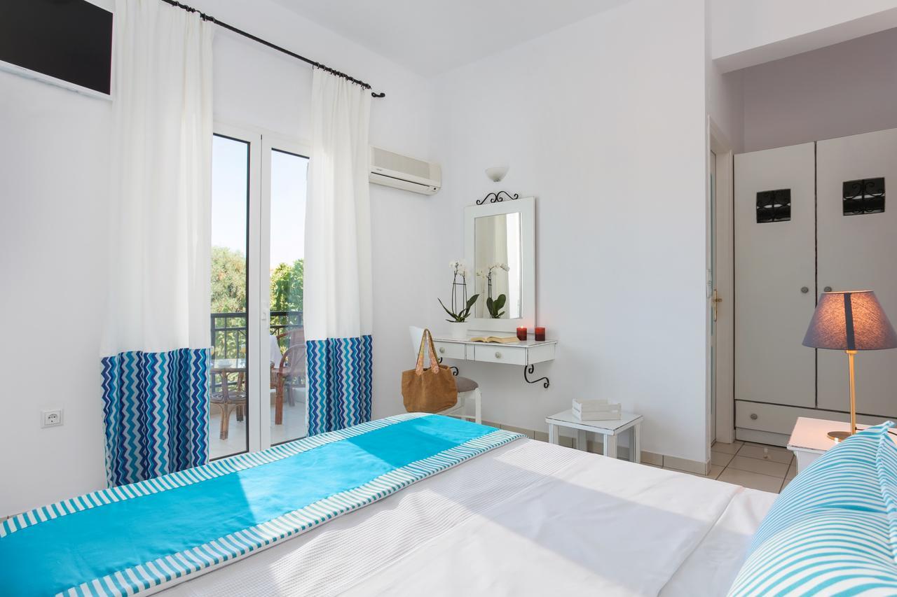 Iris Beach Hotel Monemvasía Екстериор снимка